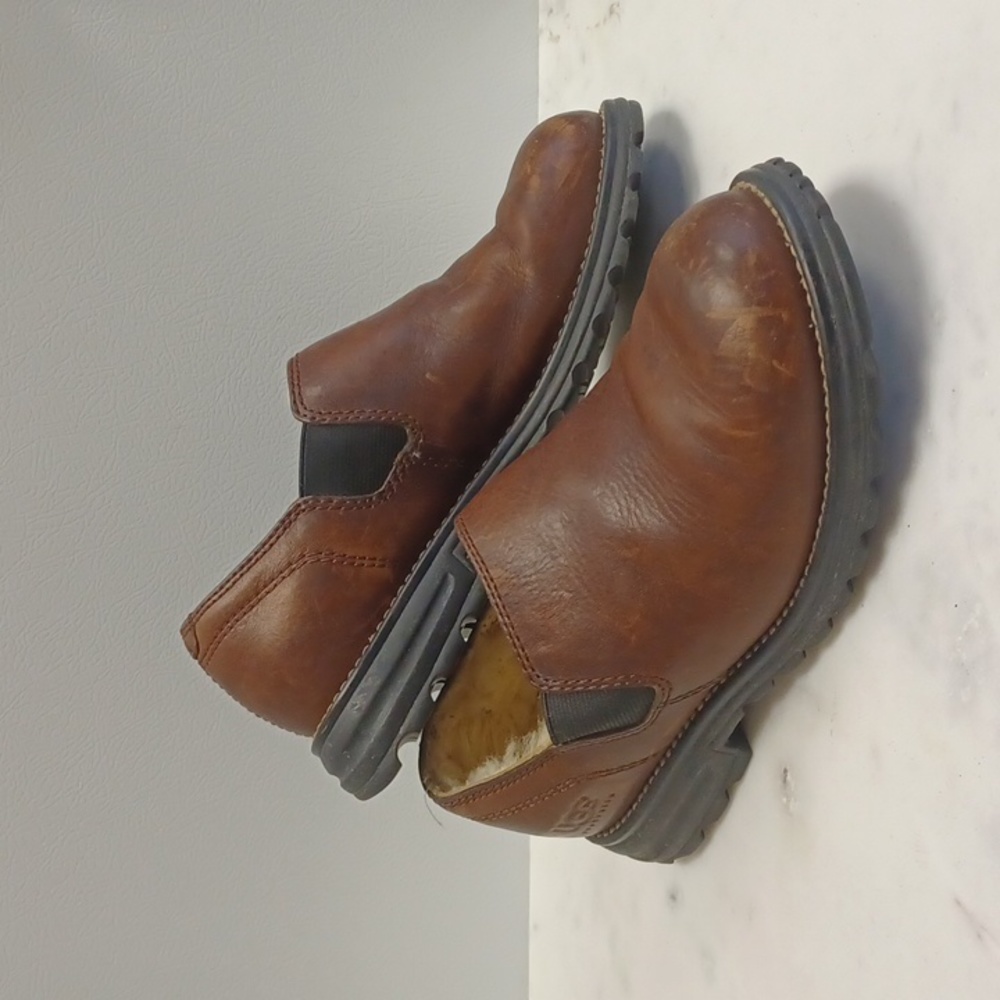 UGG Westside Shearling Lined Slip On Uggs Brown Leather Round shoes women's 6